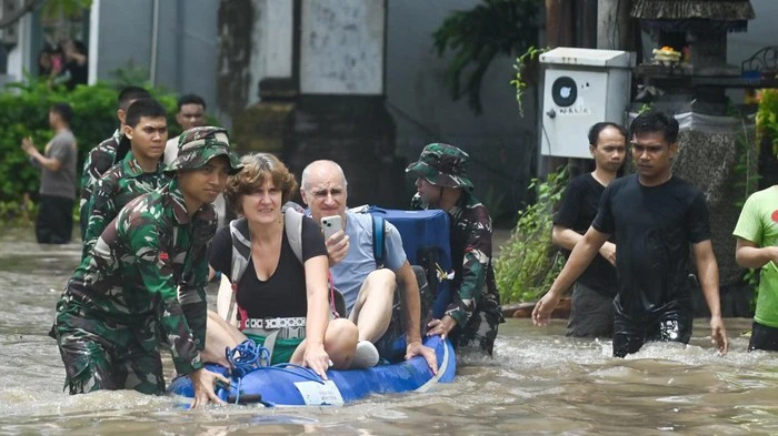 banjir di Bali dan NTT